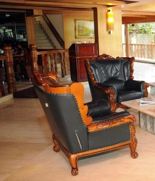 The Shelton Grand Hotel บังกาลอร์ ภายนอก รูปภาพ
